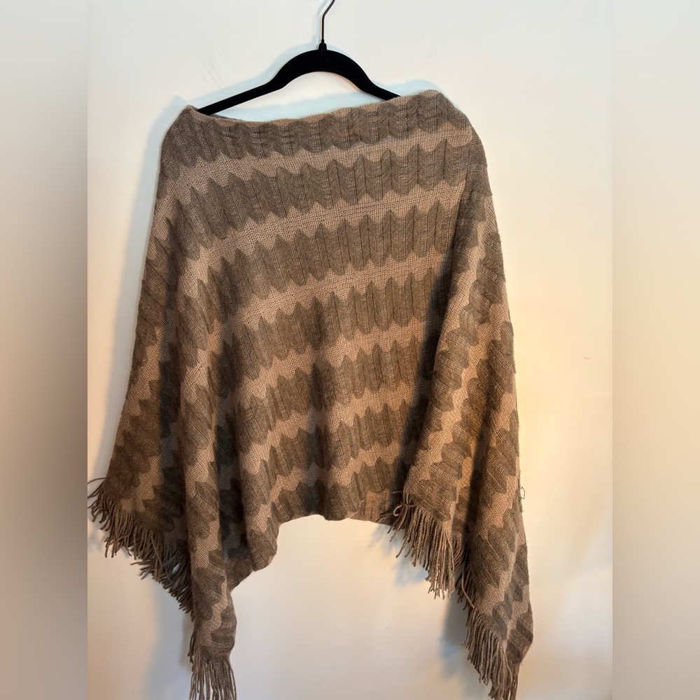 Elegant Tan and Brown Women's Shawl
